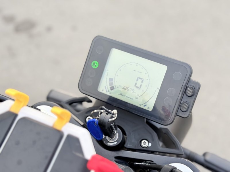 二手贝纳利幼狮 Leoncino 250