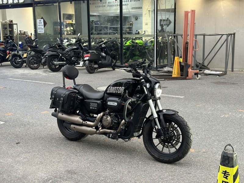 二手QJMOTOR闪300