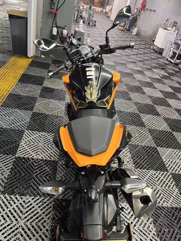 二手川崎Z400