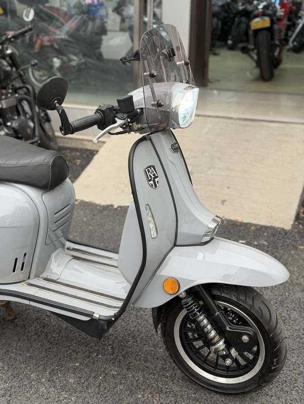 二手ROYAL ALLOYGP200S