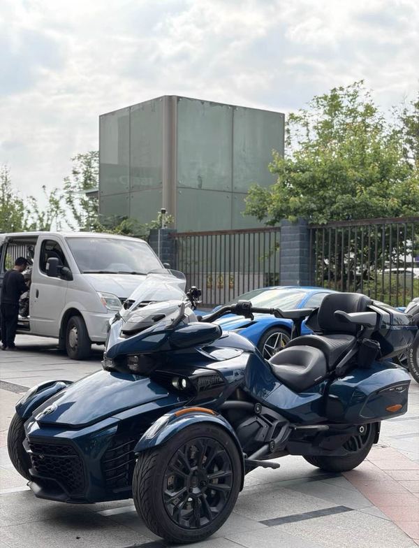 二手庞巴迪Spyder F3 