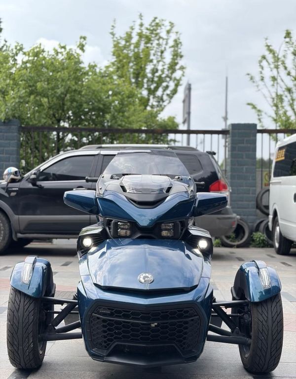 二手庞巴迪Spyder F3 