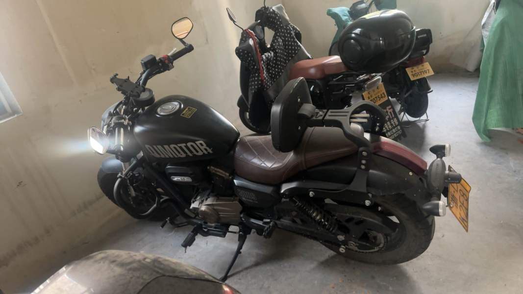 二手QJMOTOR闪300