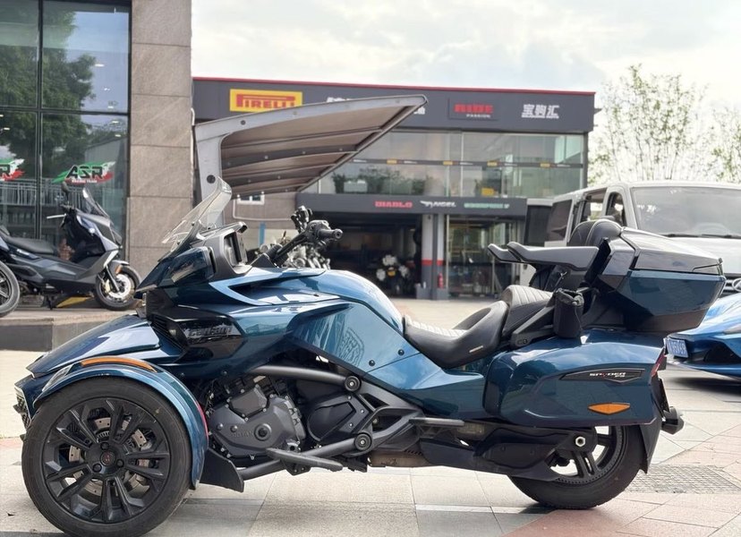 二手庞巴迪Spyder F3 