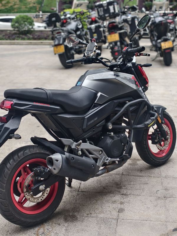 二手春风ST狒狒