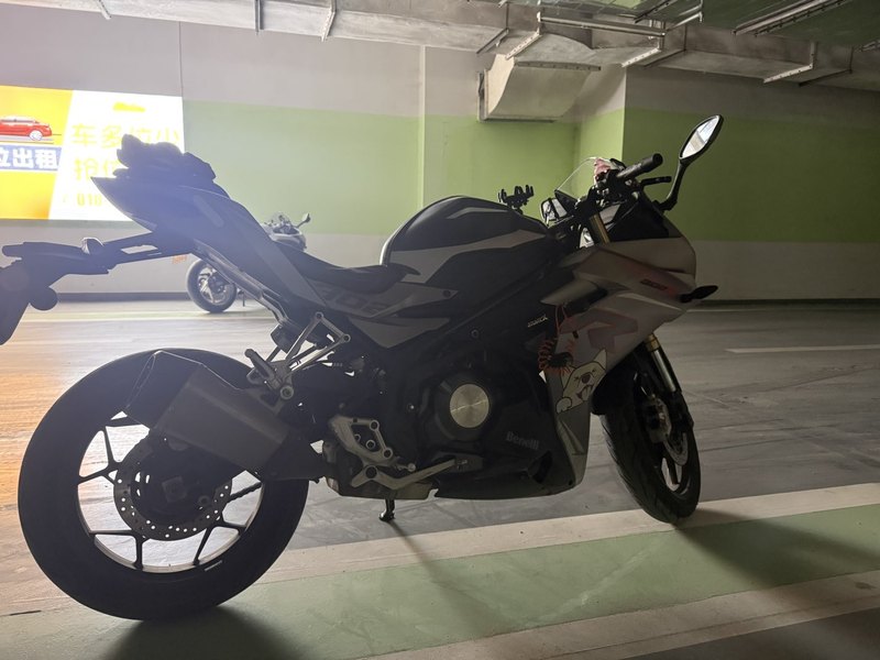 二手贝纳利龙卷风 Tornado 302R