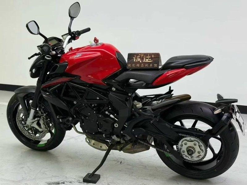 二手奥古斯塔Brutale 800