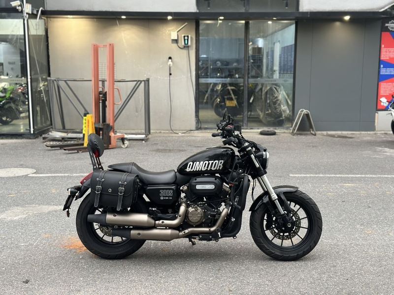 二手QJMOTOR闪300