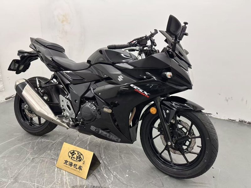 二手豪爵铃木GSX250R