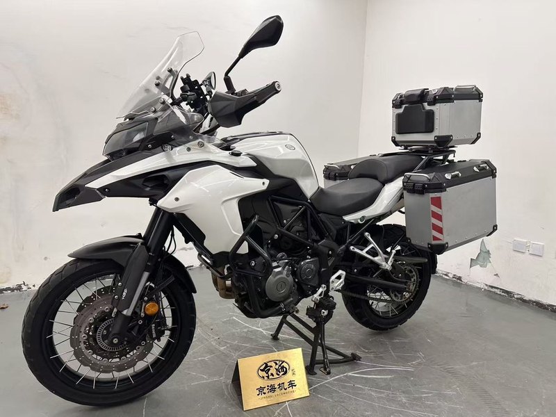 二手贝纳利金鹏 TRK502