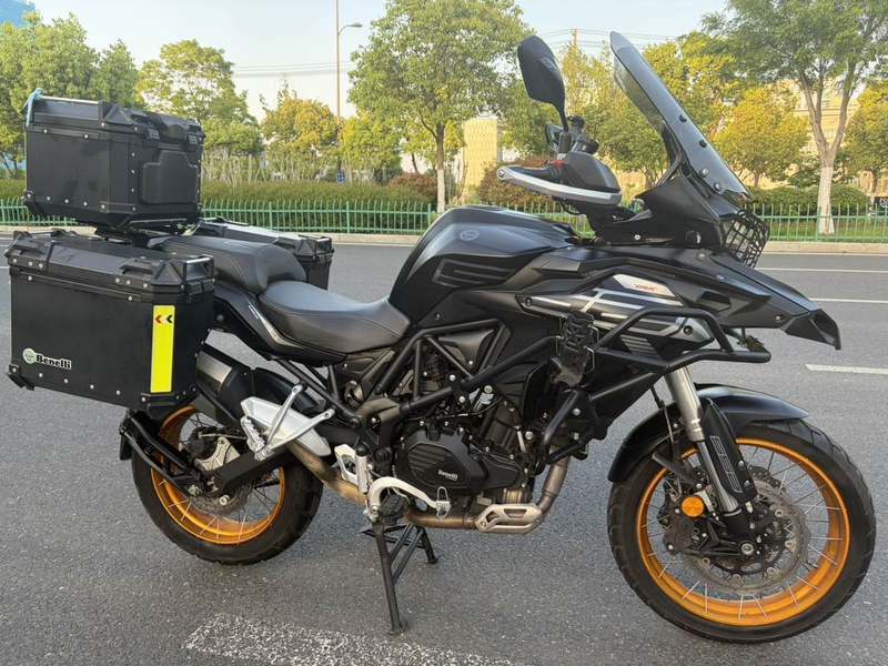 二手贝纳利TRK552