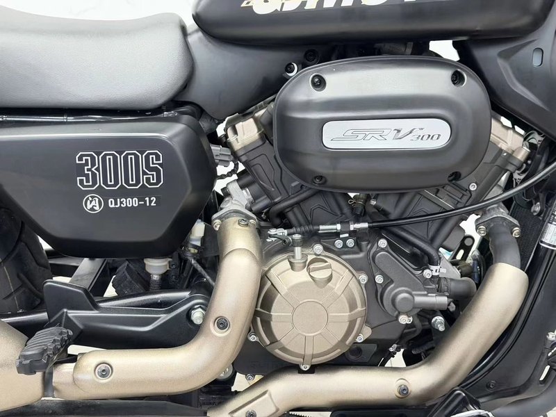 二手QJMOTOR闪300