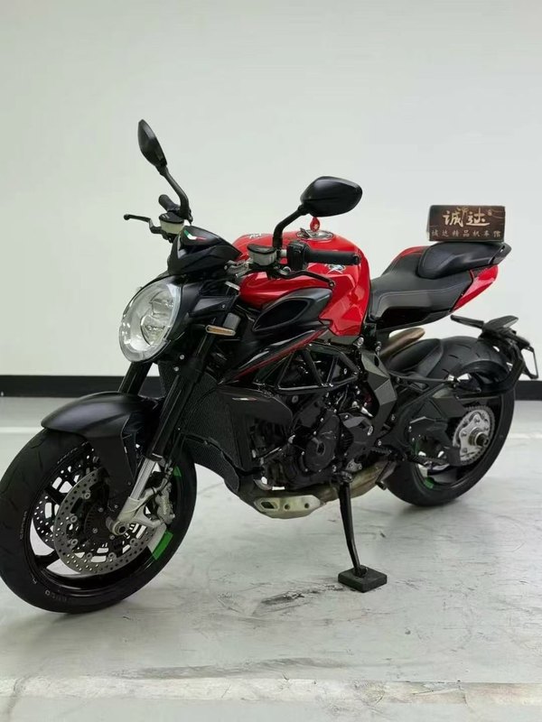 二手奥古斯塔Brutale 800