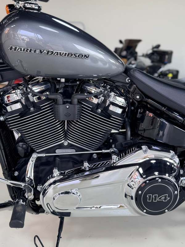 二手哈雷戴维森突破者 Breakout