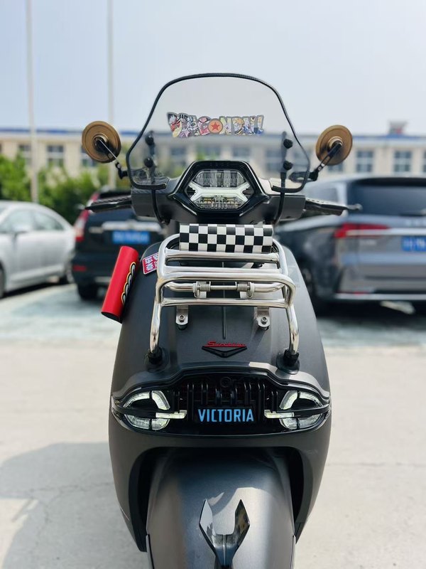 二手维多利亚Sixties 250Si