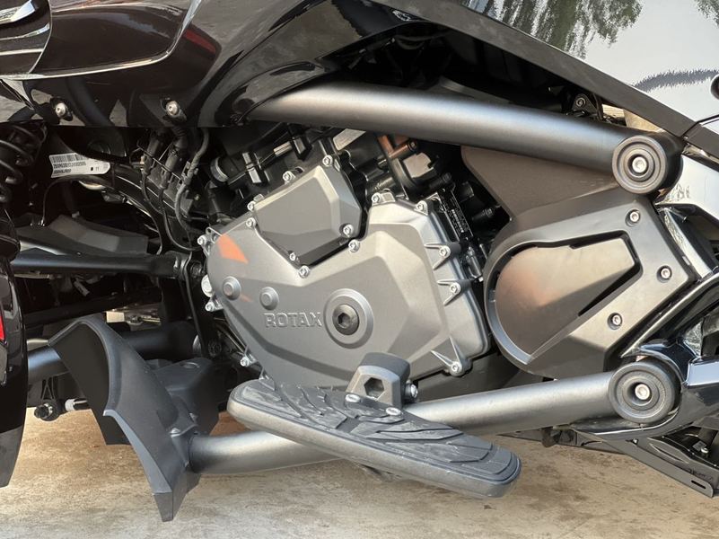 二手庞巴迪Spyder F3 