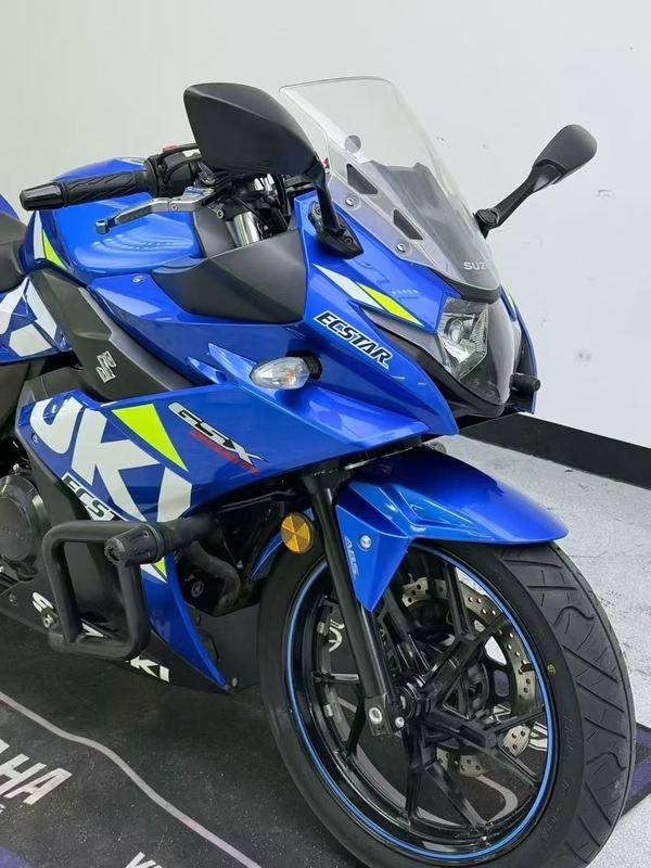 二手豪爵铃木GSX250R