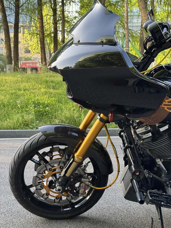 二手哈雷戴维森公路滑翔 Road Glide