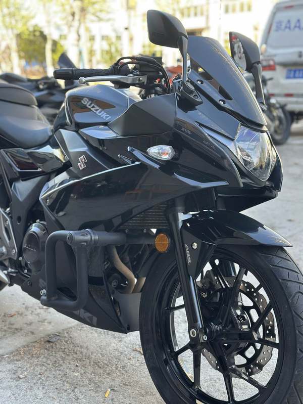 二手豪爵铃木GSX250R