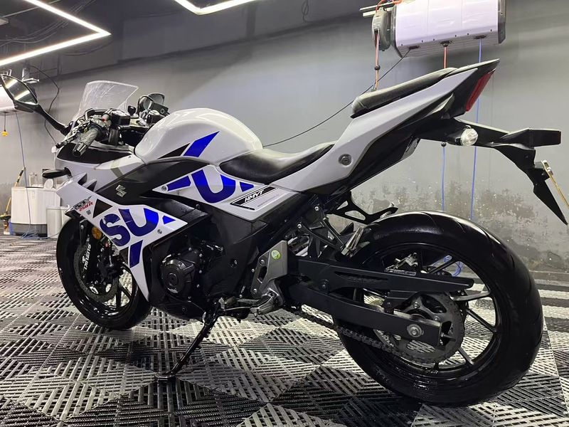 二手豪爵铃木GSX250R