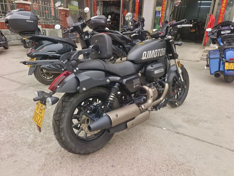 二手QJMOTOR闪300