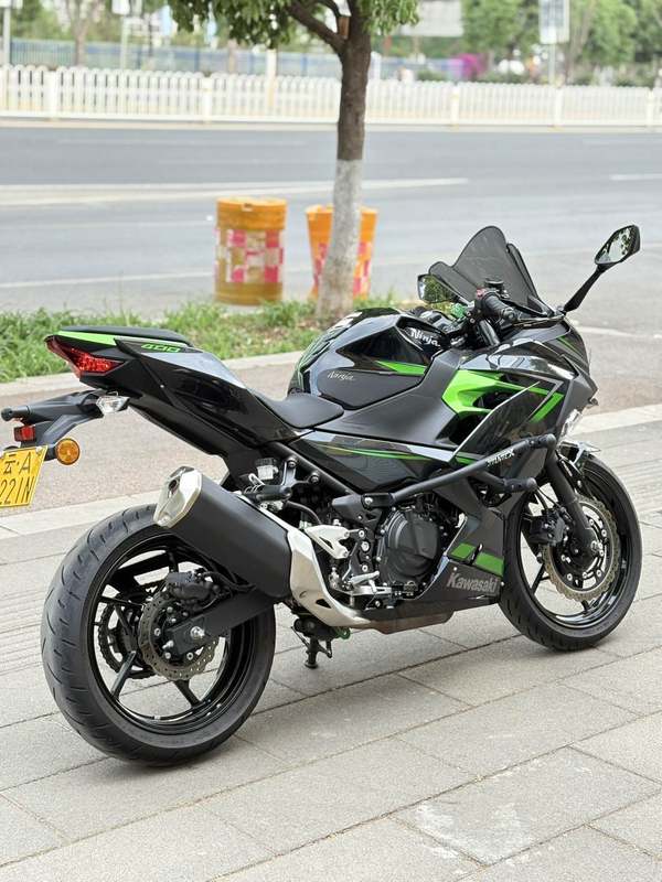 二手川崎Ninja 400
