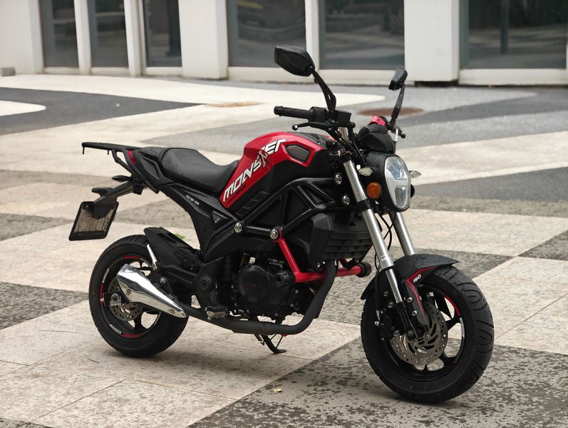 二手银钢小怪兽150