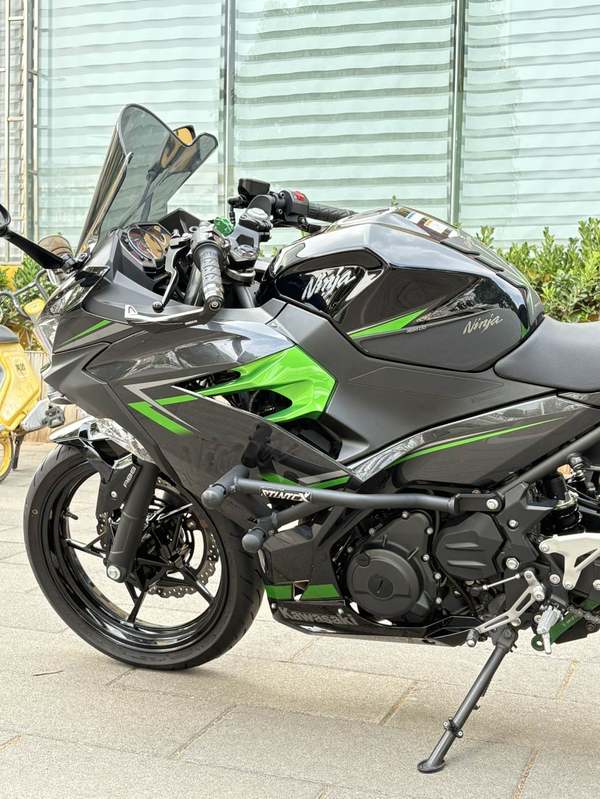 二手川崎Ninja 400