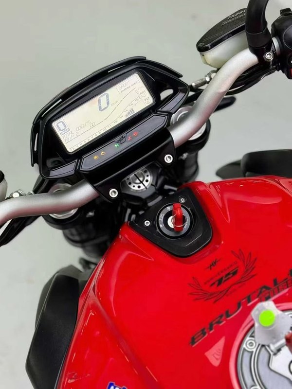 二手奥古斯塔Brutale 800