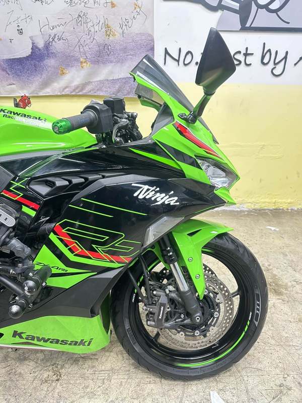 二手川崎ZX-4R