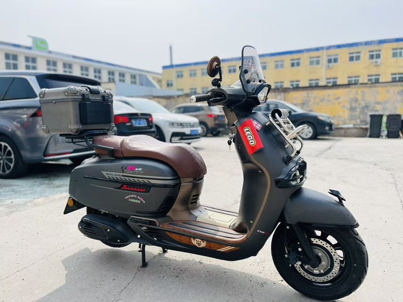 二手维多利亚Sixties 250Si