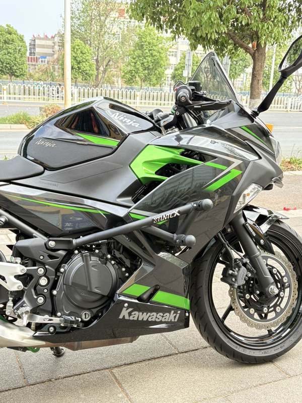 二手川崎Ninja 400