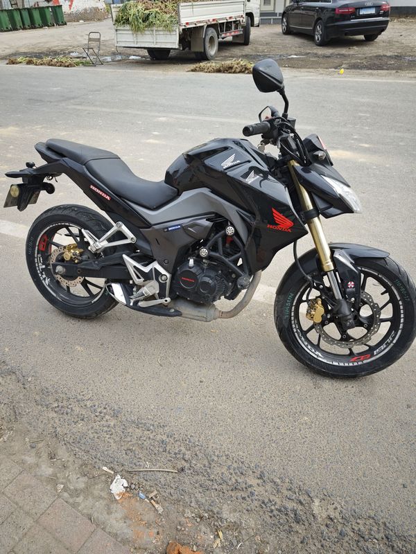 二手五羊本田CB190R 暴锋眼
