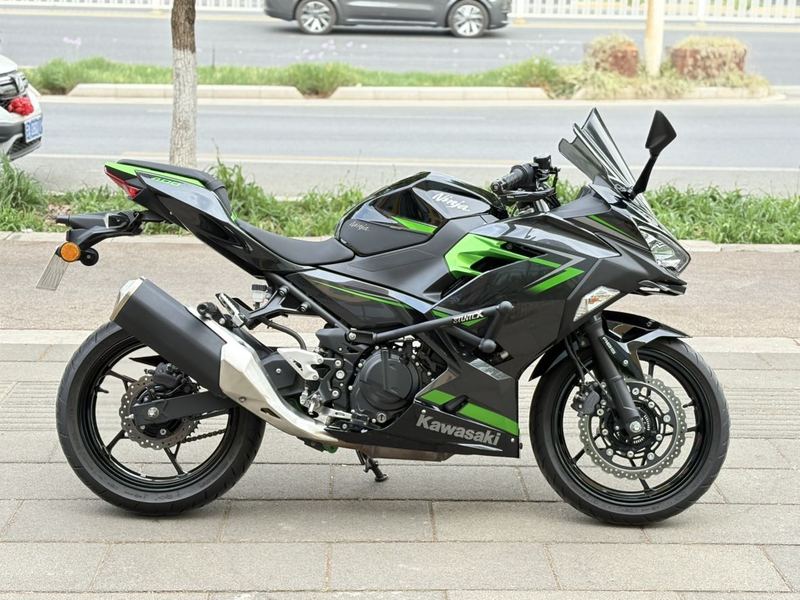 二手川崎Ninja 400