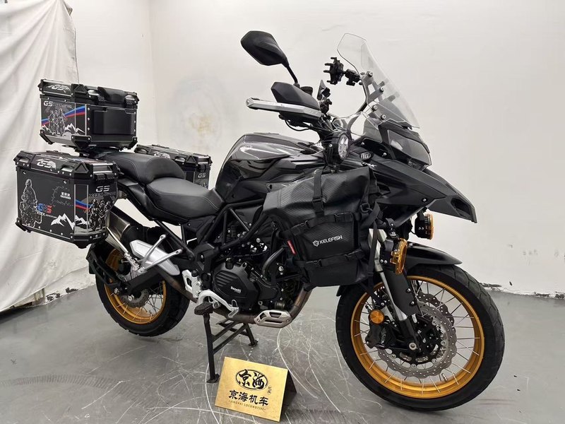 二手贝纳利金鹏 TRK502