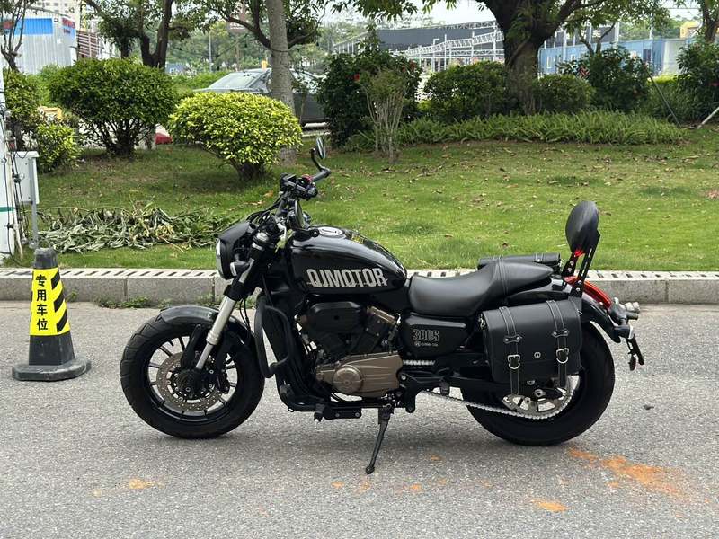二手QJMOTOR闪300
