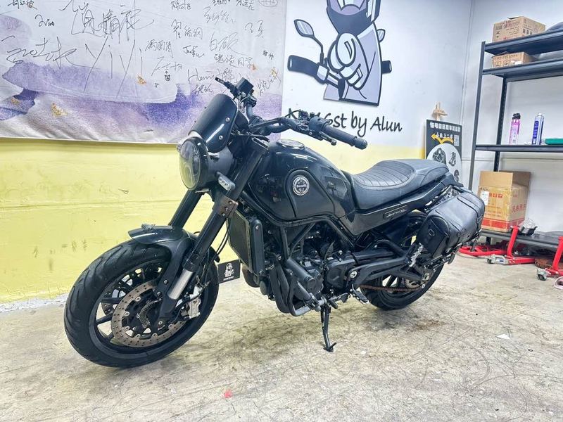 二手贝纳利幼狮 Leoncino 500