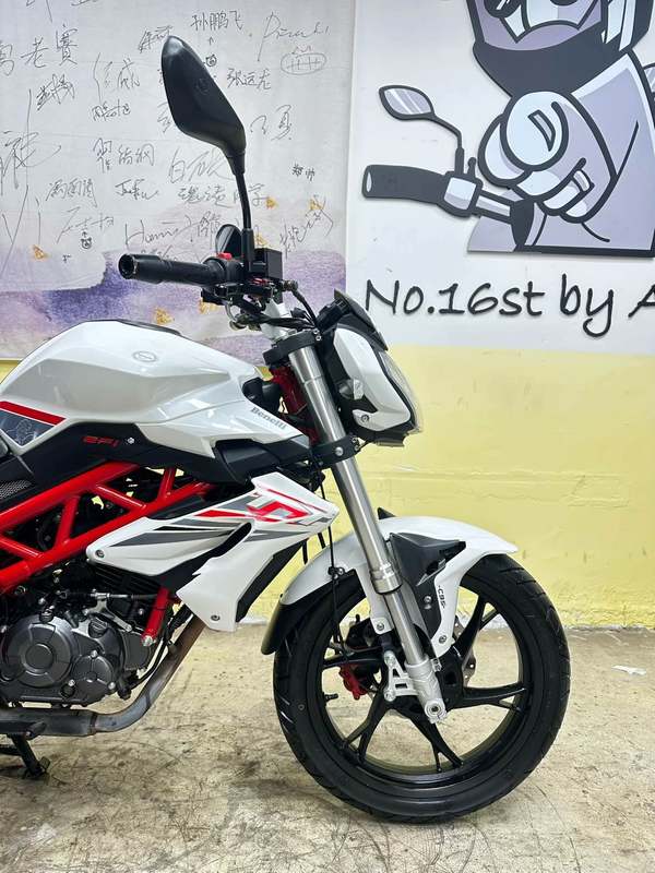 二手贝纳利红宝龙 TNT150i