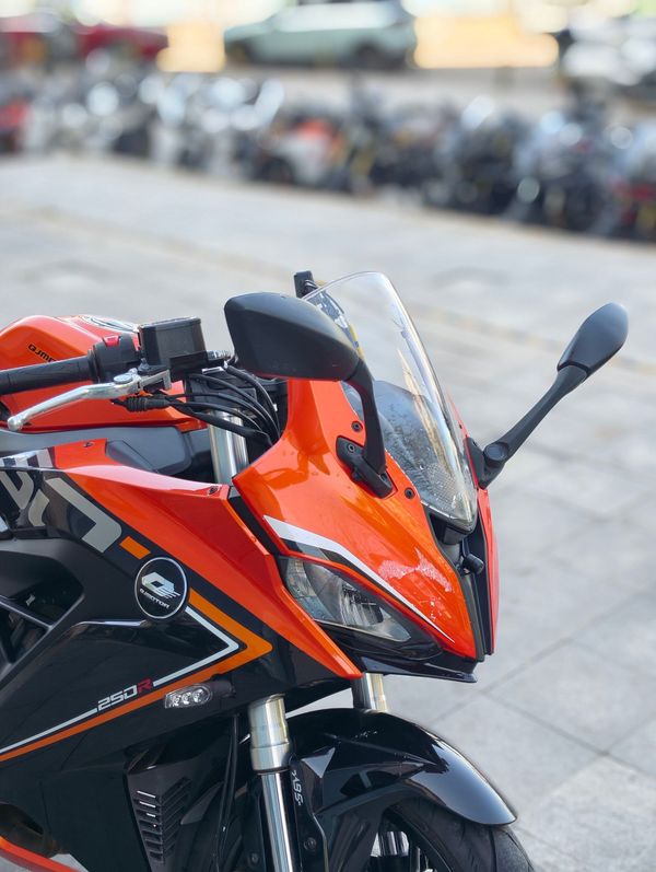 二手QJMOTOR赛250