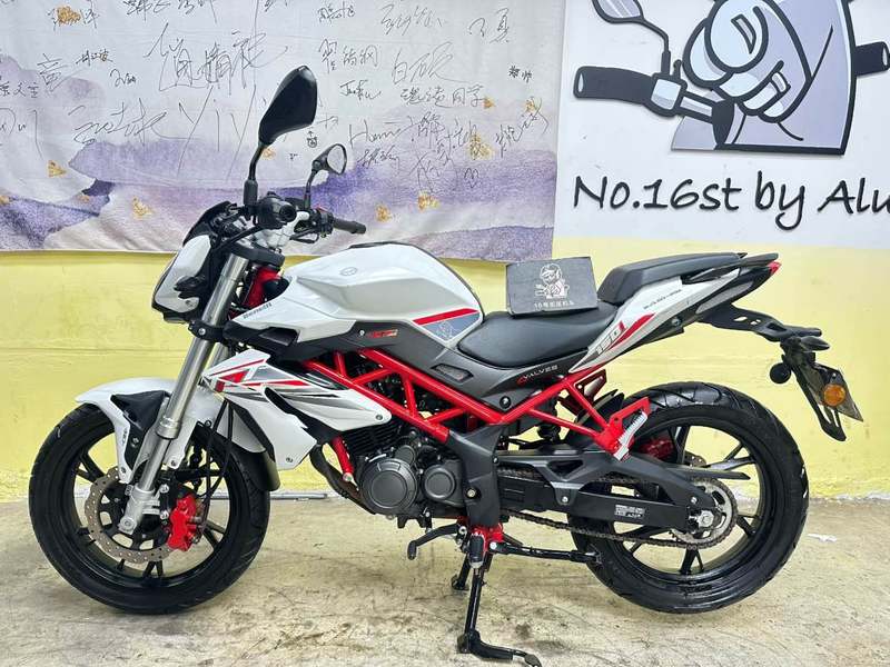 二手贝纳利红宝龙 TNT150i