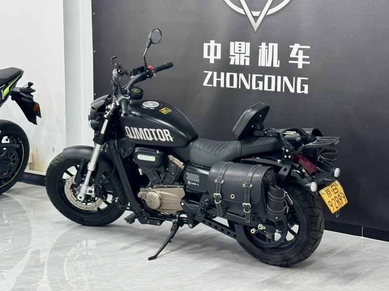 二手QJMOTOR闪300