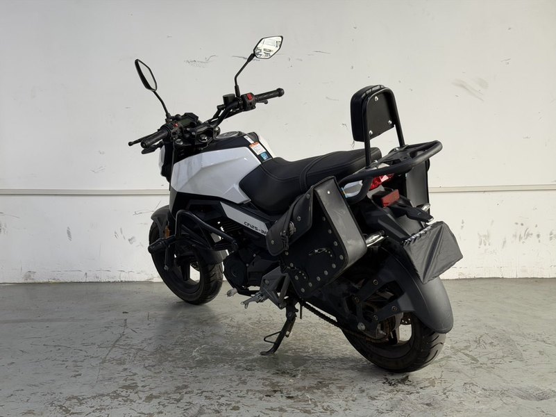 二手春风ST狒狒