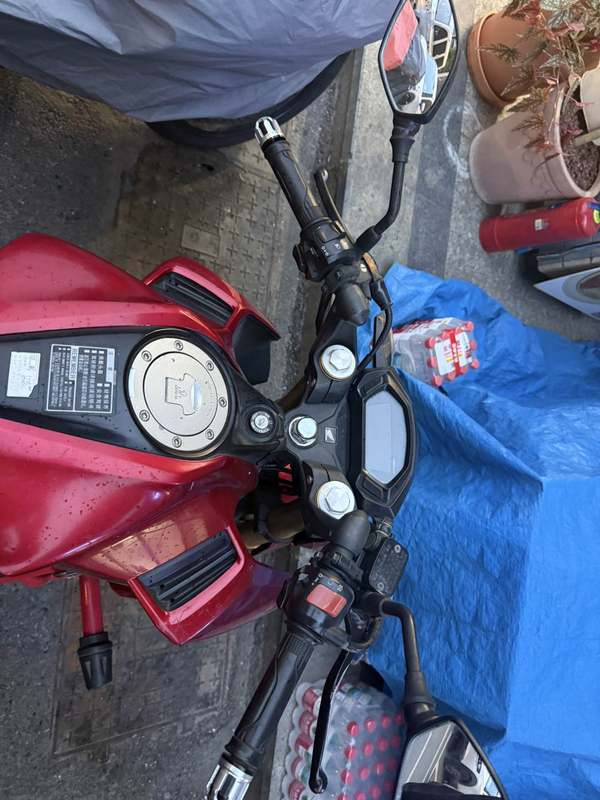 二手五羊本田CB190R 暴锋眼