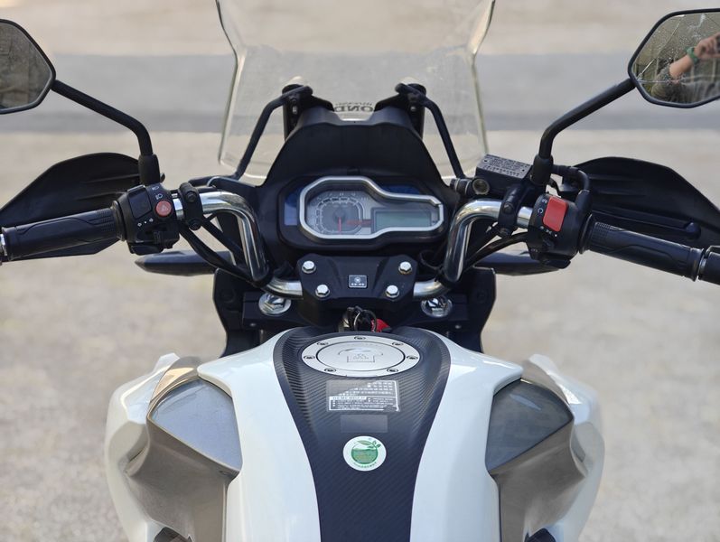 二手五羊本田猛鸷 CB190X