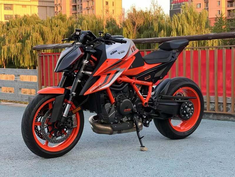 二手KTMR2R1290 Super Duke
