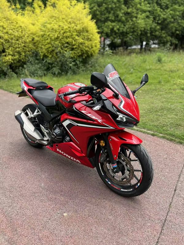 二手本田CBR400R
