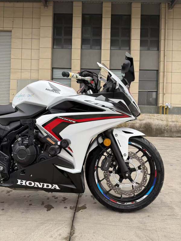 二手本田CBR400R
