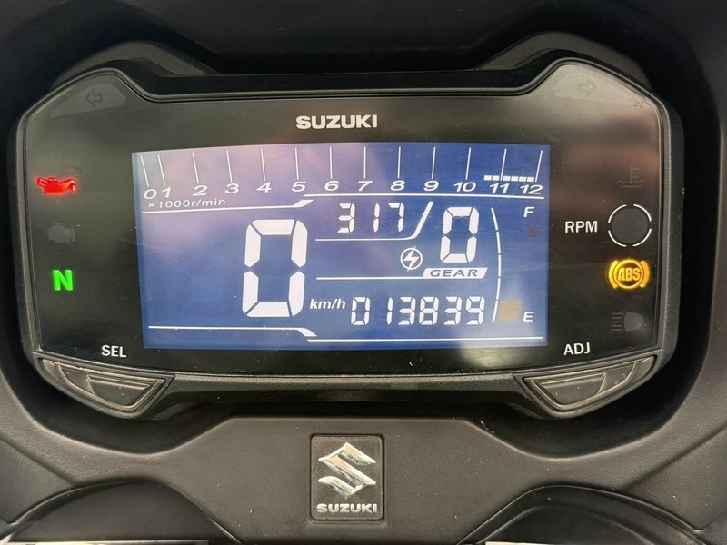 二手豪爵铃木GSX250R