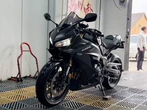 二手本田CBR650R