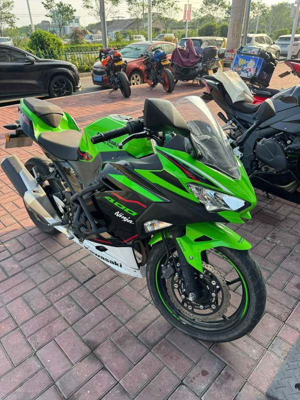 二手川崎Ninja 400